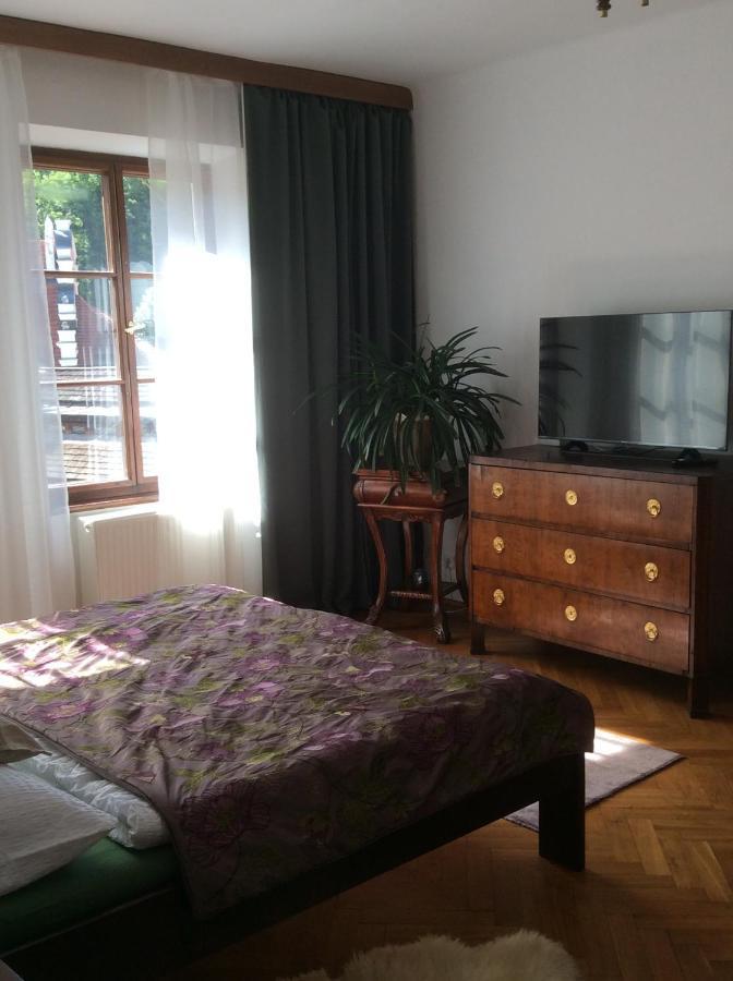 Apartments Dlouha 93 Cesky Krumlov Exterior photo