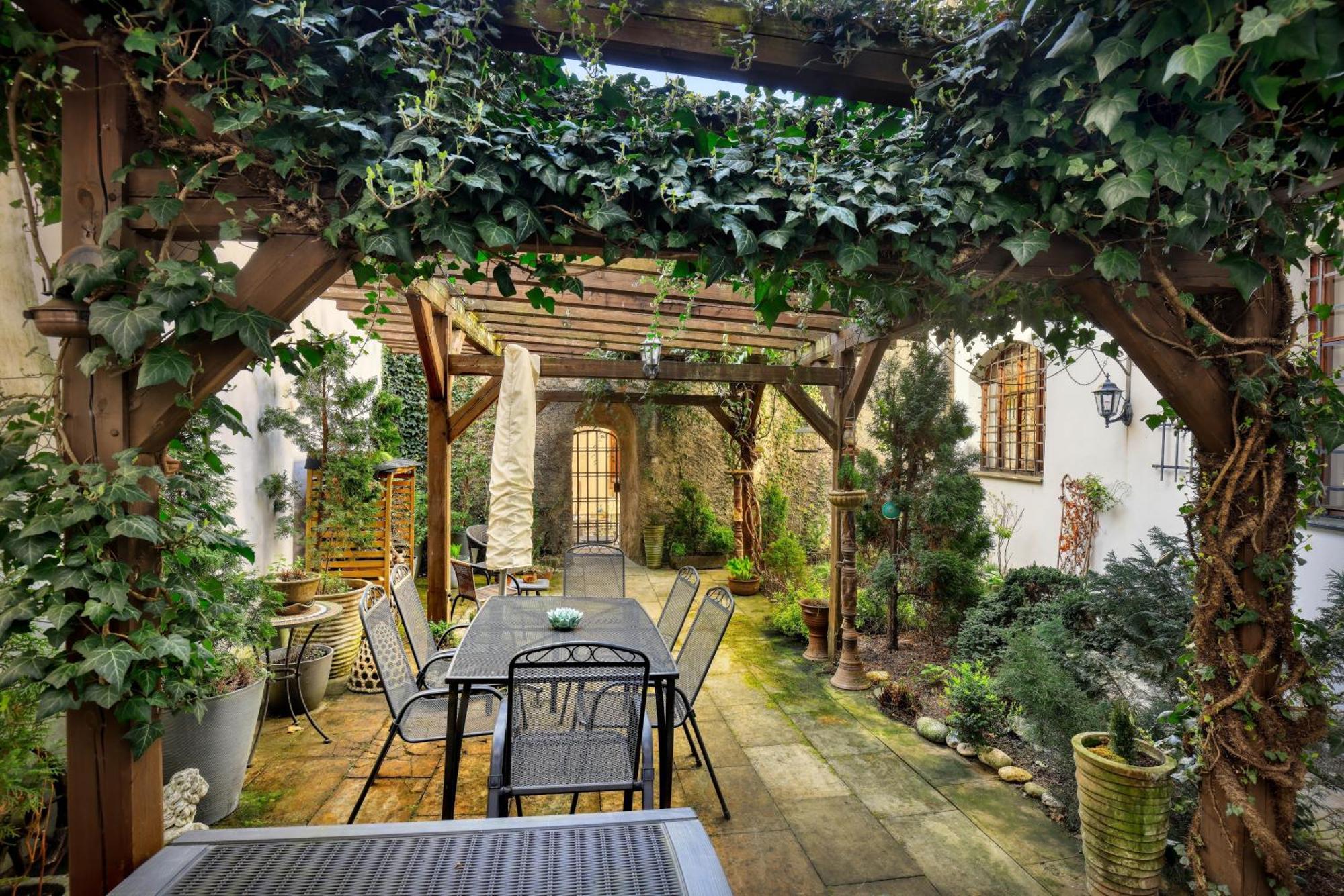 Apartments Dlouha 93 Cesky Krumlov Exterior photo